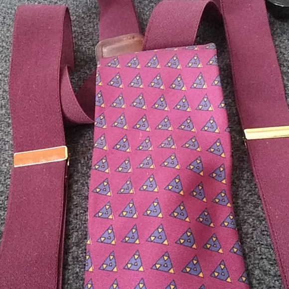 Isaco designer silk tie $48 + free suspenders. - Picture 2 of 4